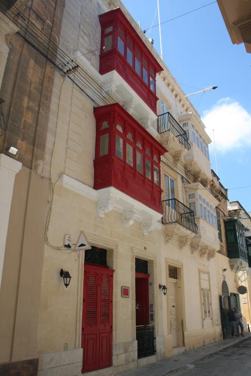 Julesy'S Bnb Cospicua Exterior foto