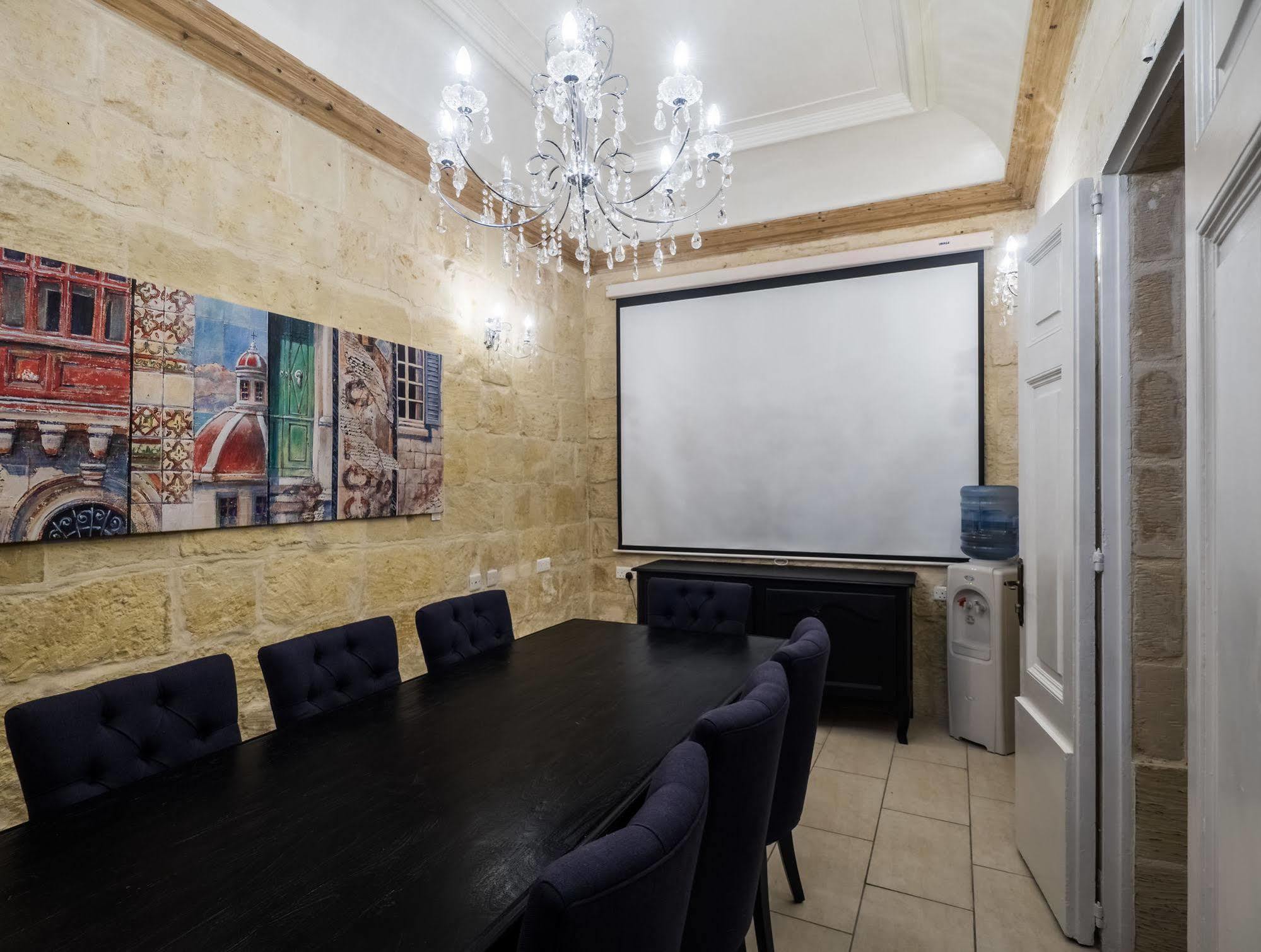 Julesy'S Bnb Cospicua Exterior foto